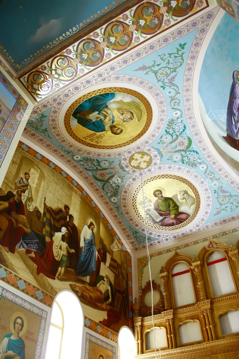 Розпис Свято-Троїцького храму, Бровари — фото 4